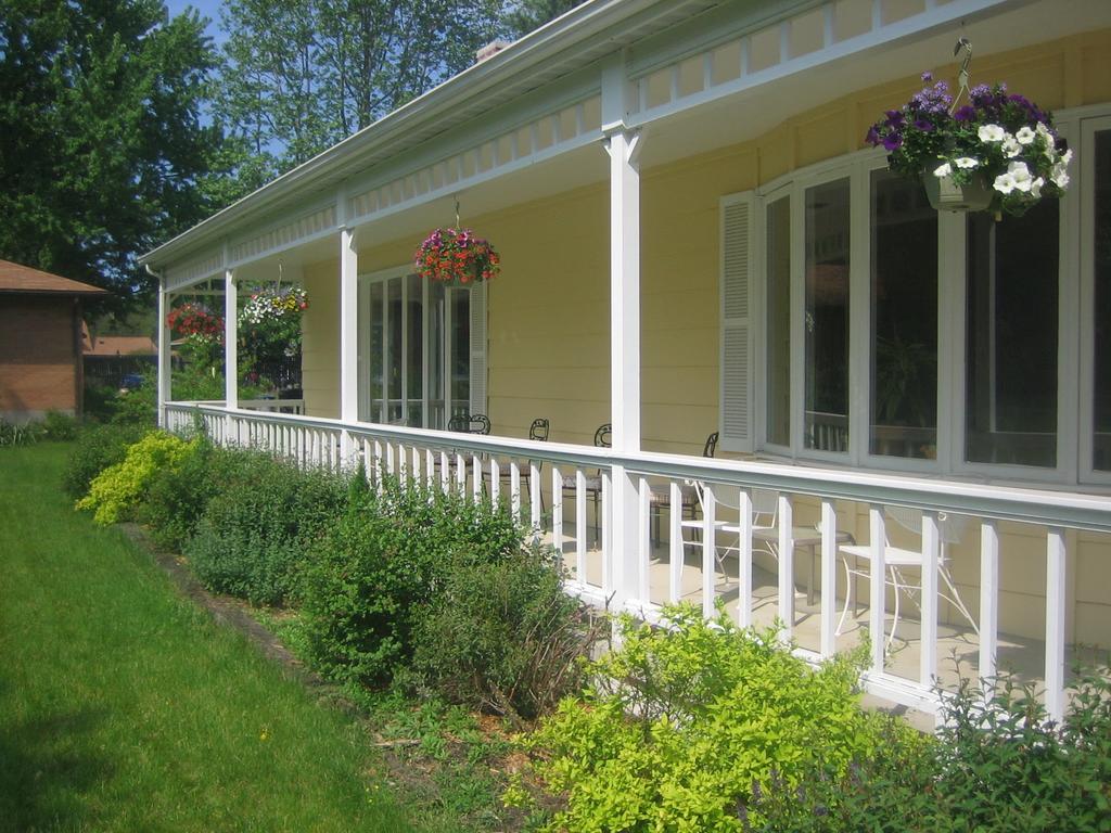 Harbert House Bed And Breakfast ภายนอก รูปภาพ